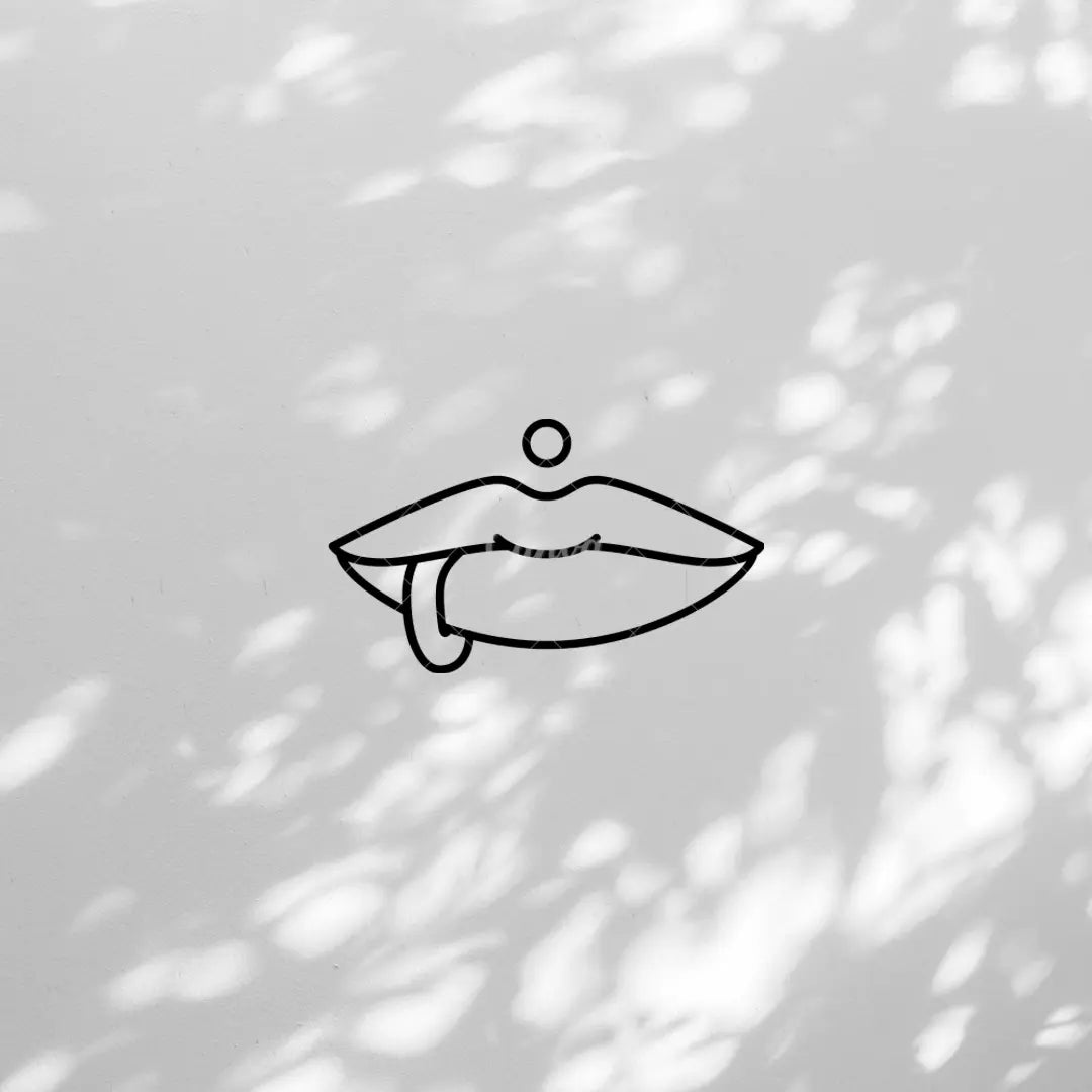 Lèvre - Plumeria Piercing