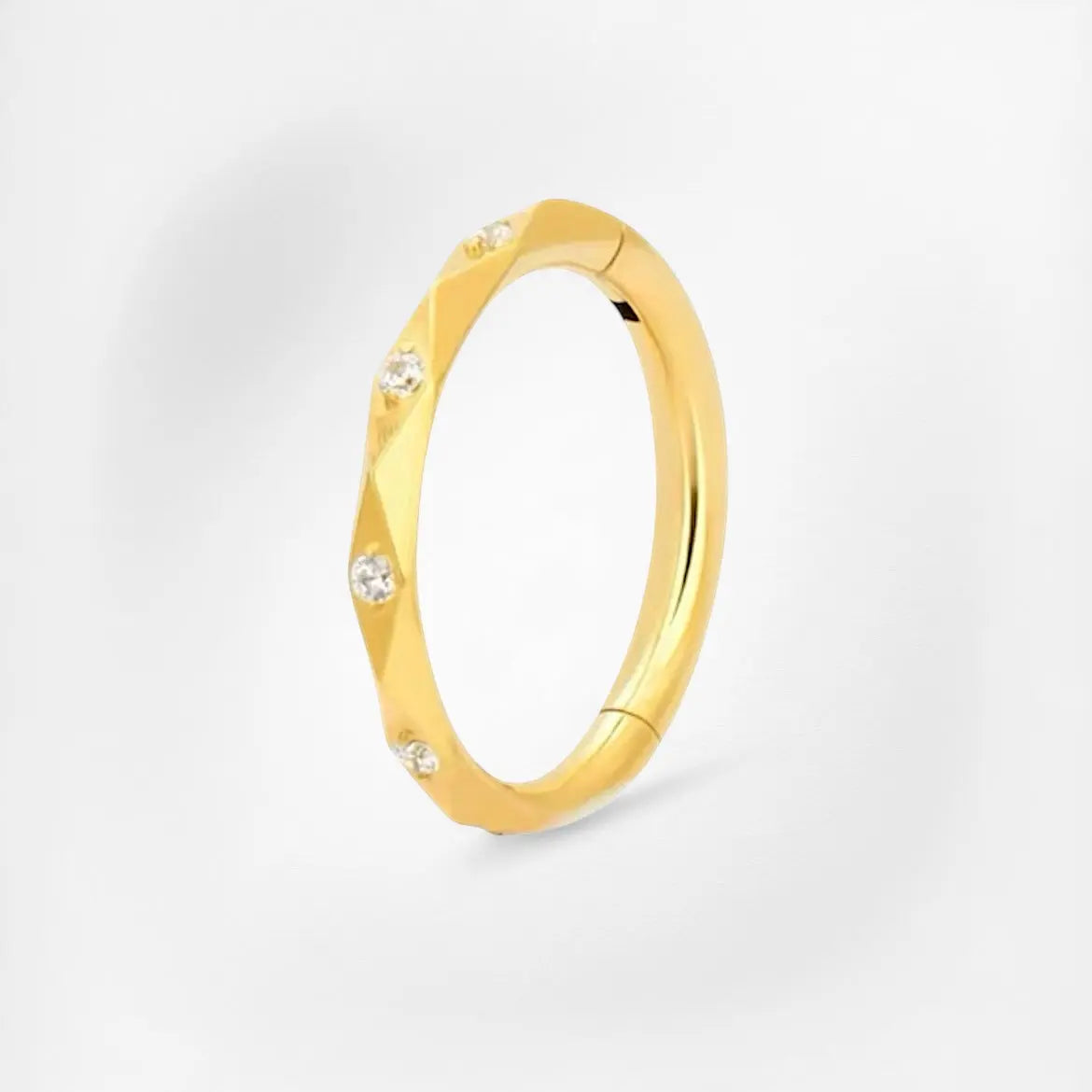 Piercing Luciana - Plumeria Piercing