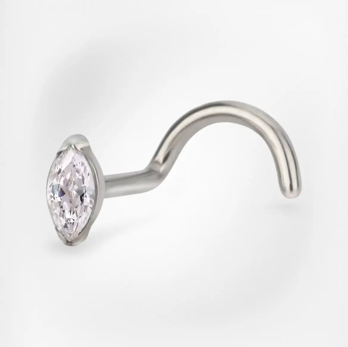 Piercing Eva - Plumeria Piercing