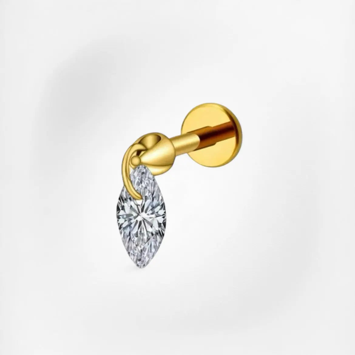 Piercing Samira - Plumeria Piercing