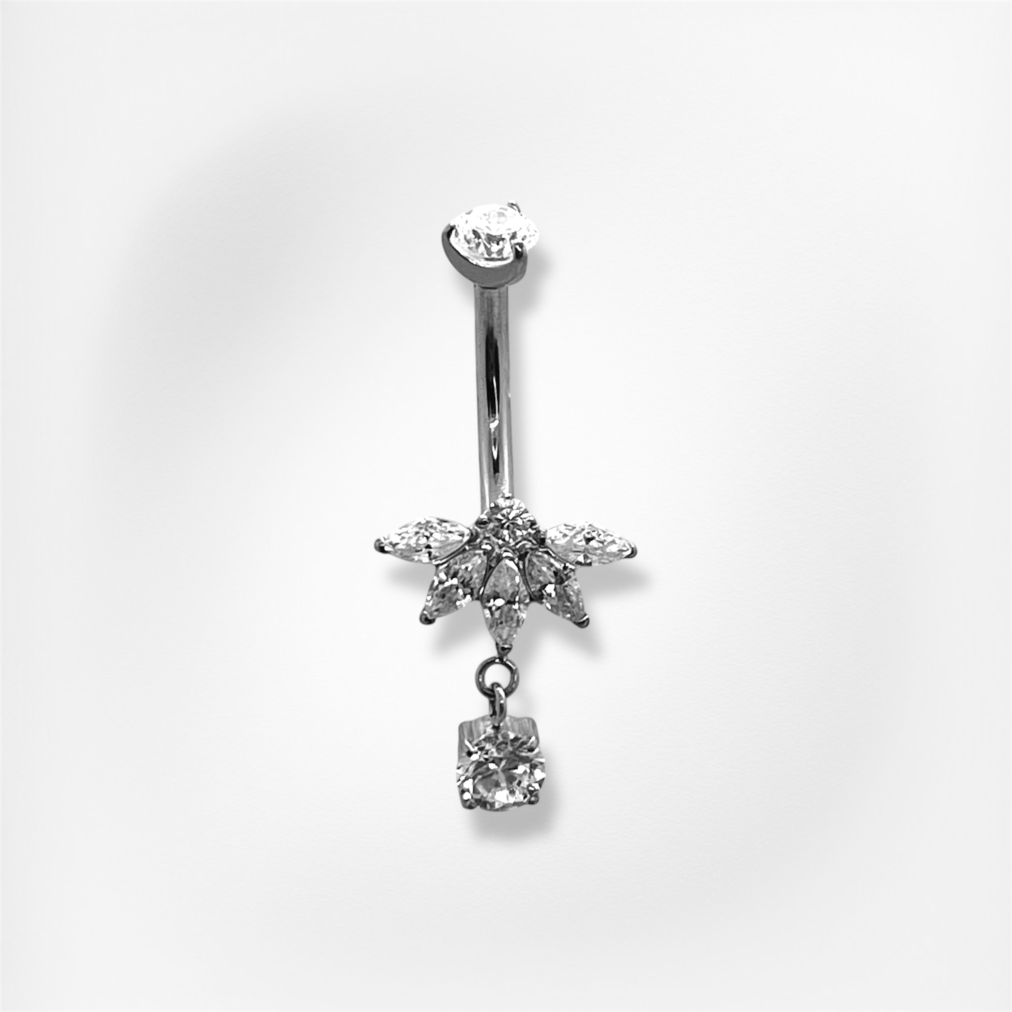 Piercing Gwenn - Banane - Nombril Plumeria Piercing