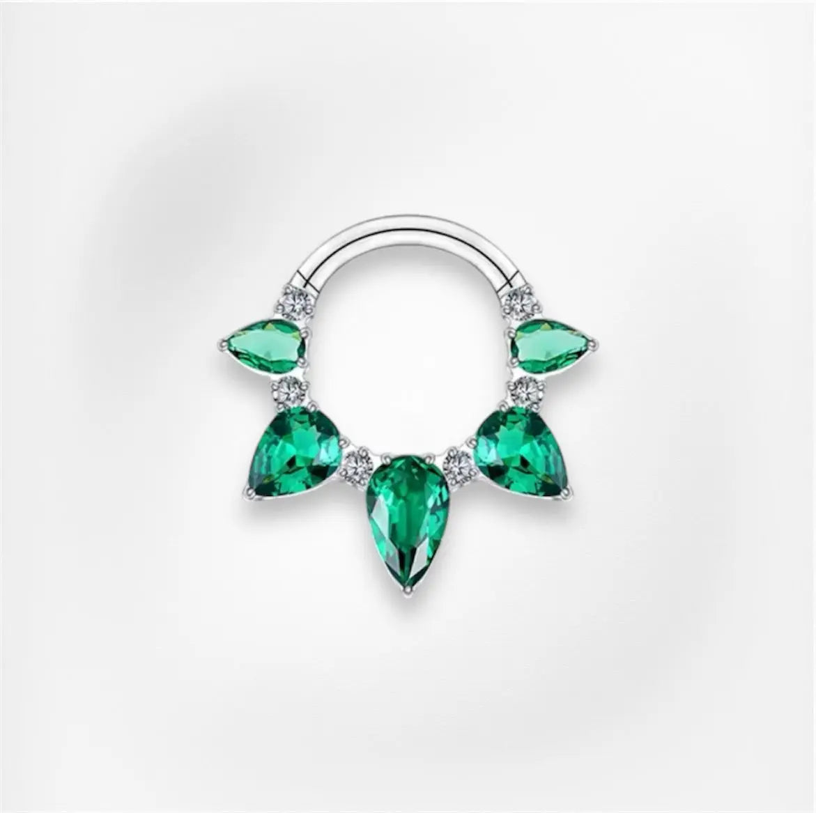 Piercing Lya - Plumeria Piercing