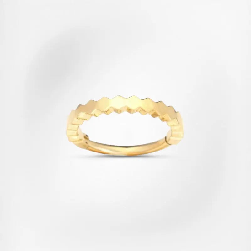 Piercing Kaia - Plumeria Piercing