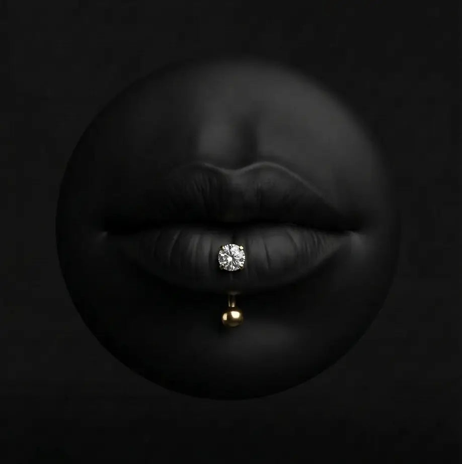 Piercing Aline - Micro-Banane Plumeria Piercing