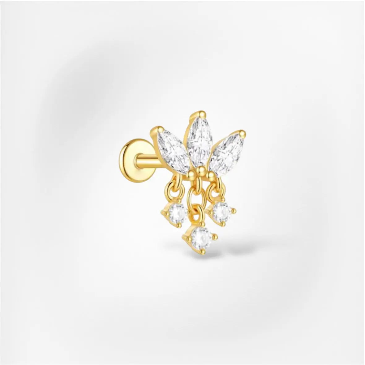 Piercing Amaïa - Labret Plumeria Piercing