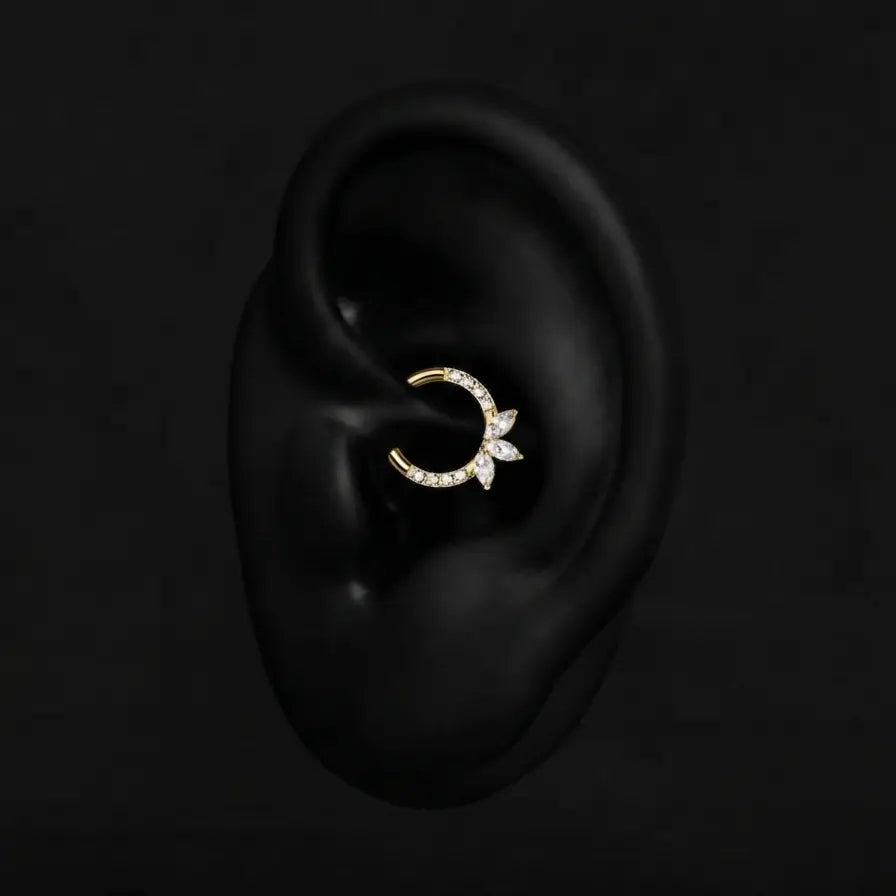 Piercing Emma - Anneau Plumeria Piercing