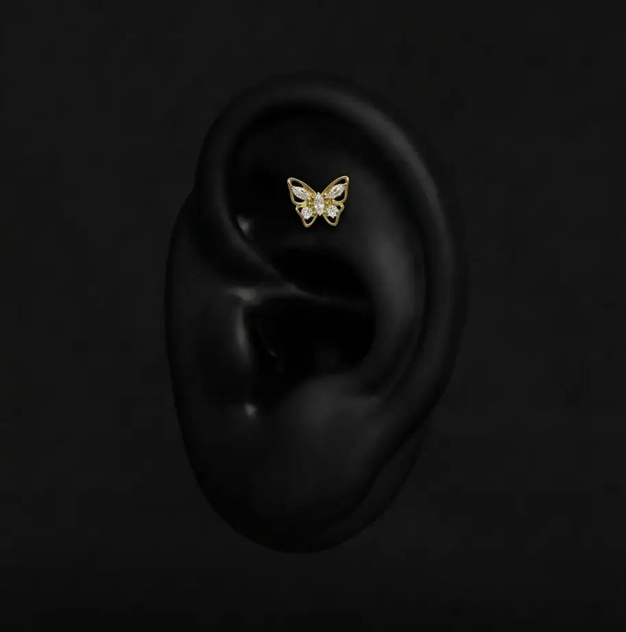 Piercing Gloria  - Labret Plumeria Piercing