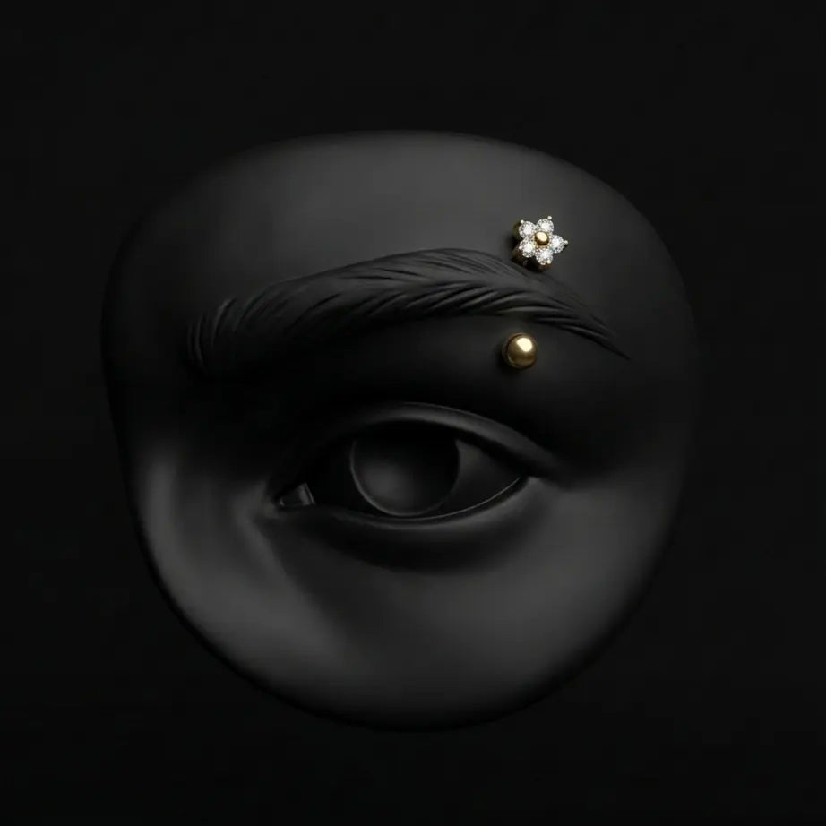 Piercing Jennifer - Micro-Banane Plumeria Piercing