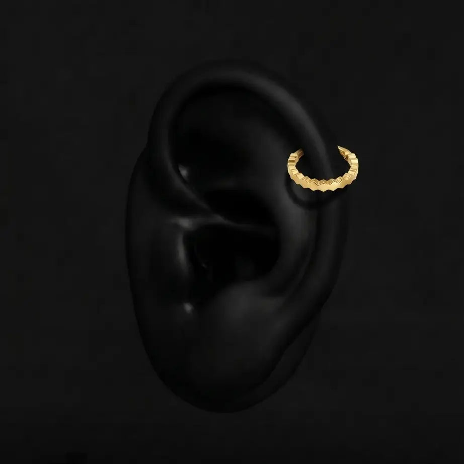 Piercing Kaïa - Anneau Plumeria Piercing