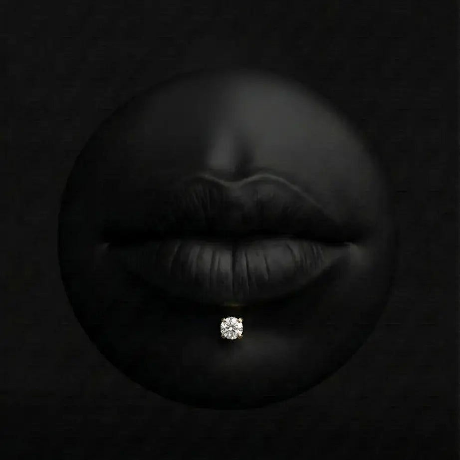 Piercing  Mia - Labret Plumeria Piercing