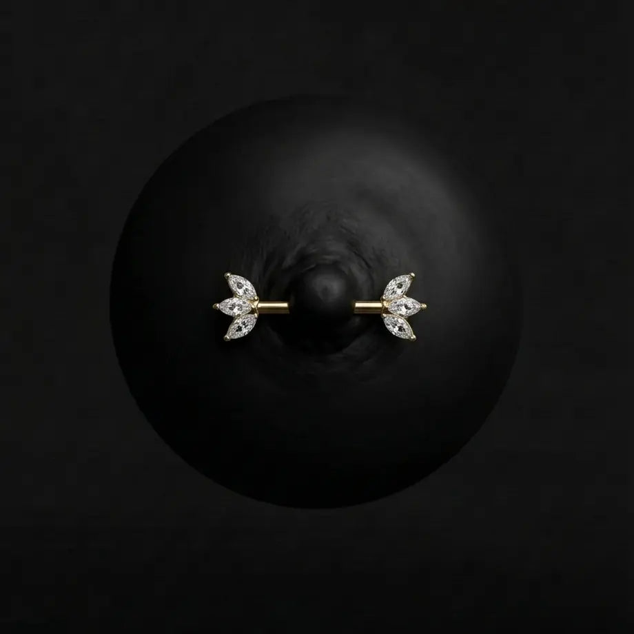 Piercing Yara - Barbells - Téton Plumeria Piercing