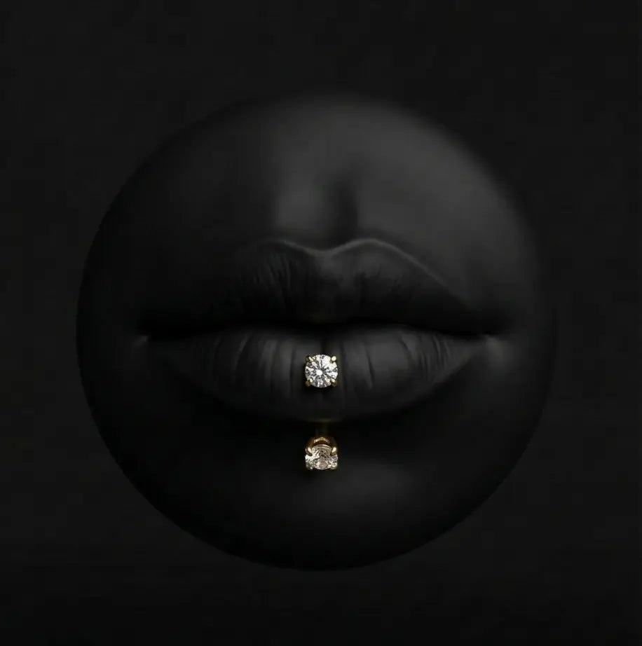 Piercing Zélie - Micro-Banane Plumeria Piercing