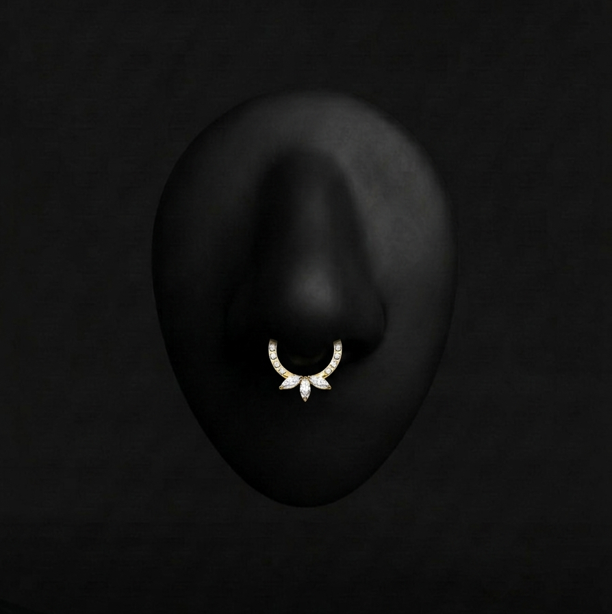 Piercing Emma - Anneau Plumeria Piercing